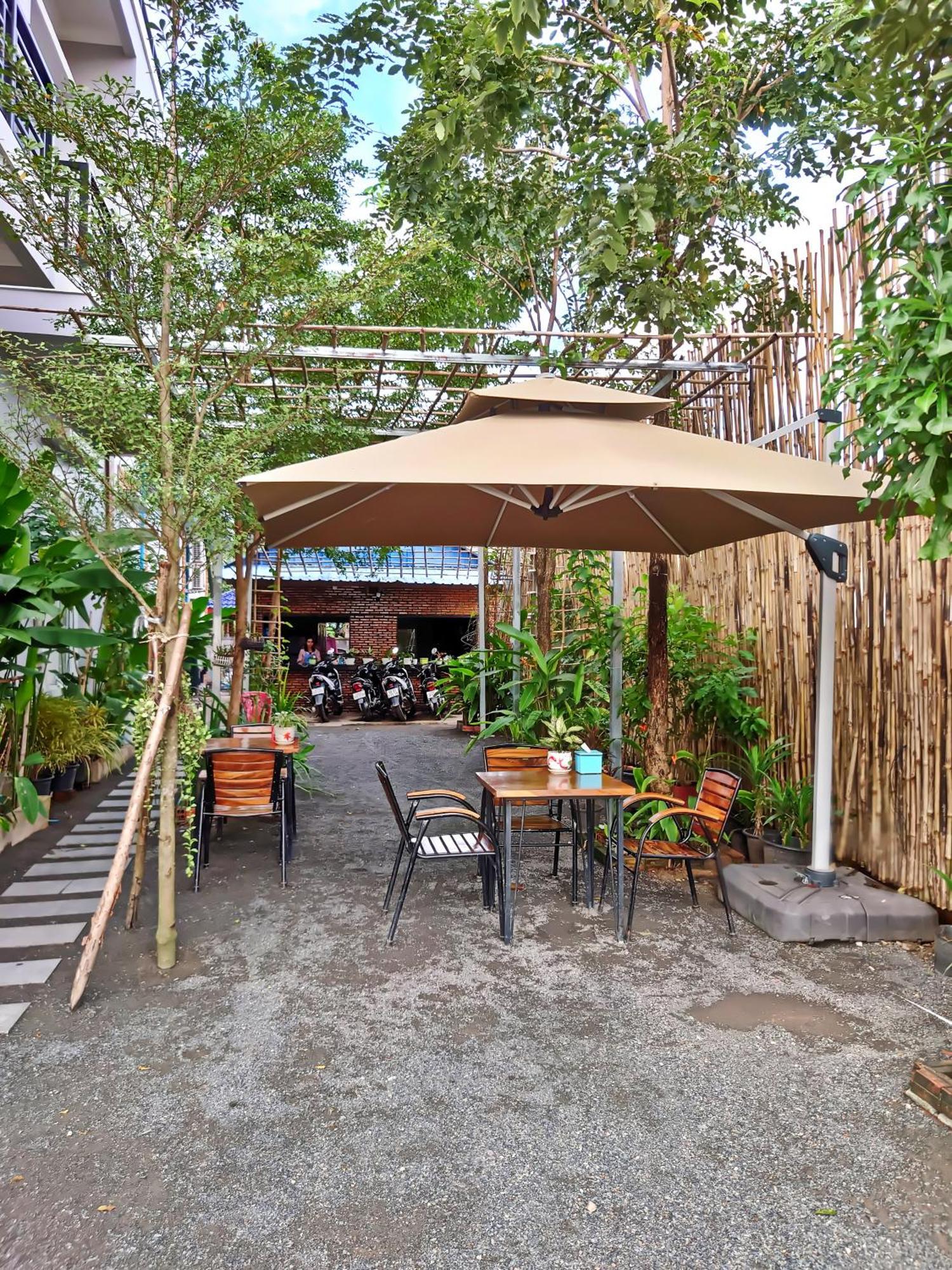 Kampot Coco Guest House Bagian luar foto